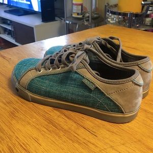 Keen Coronado teal and dove gray sneakers